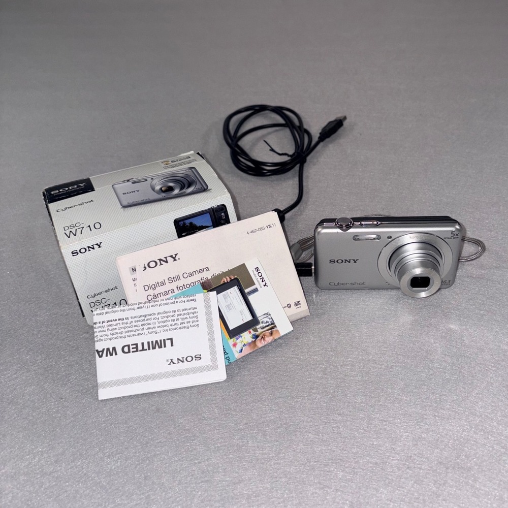 Sony Cyber-shot DSC-W710 16.1MP Digital Camera 5x Zoom Silver Boxed